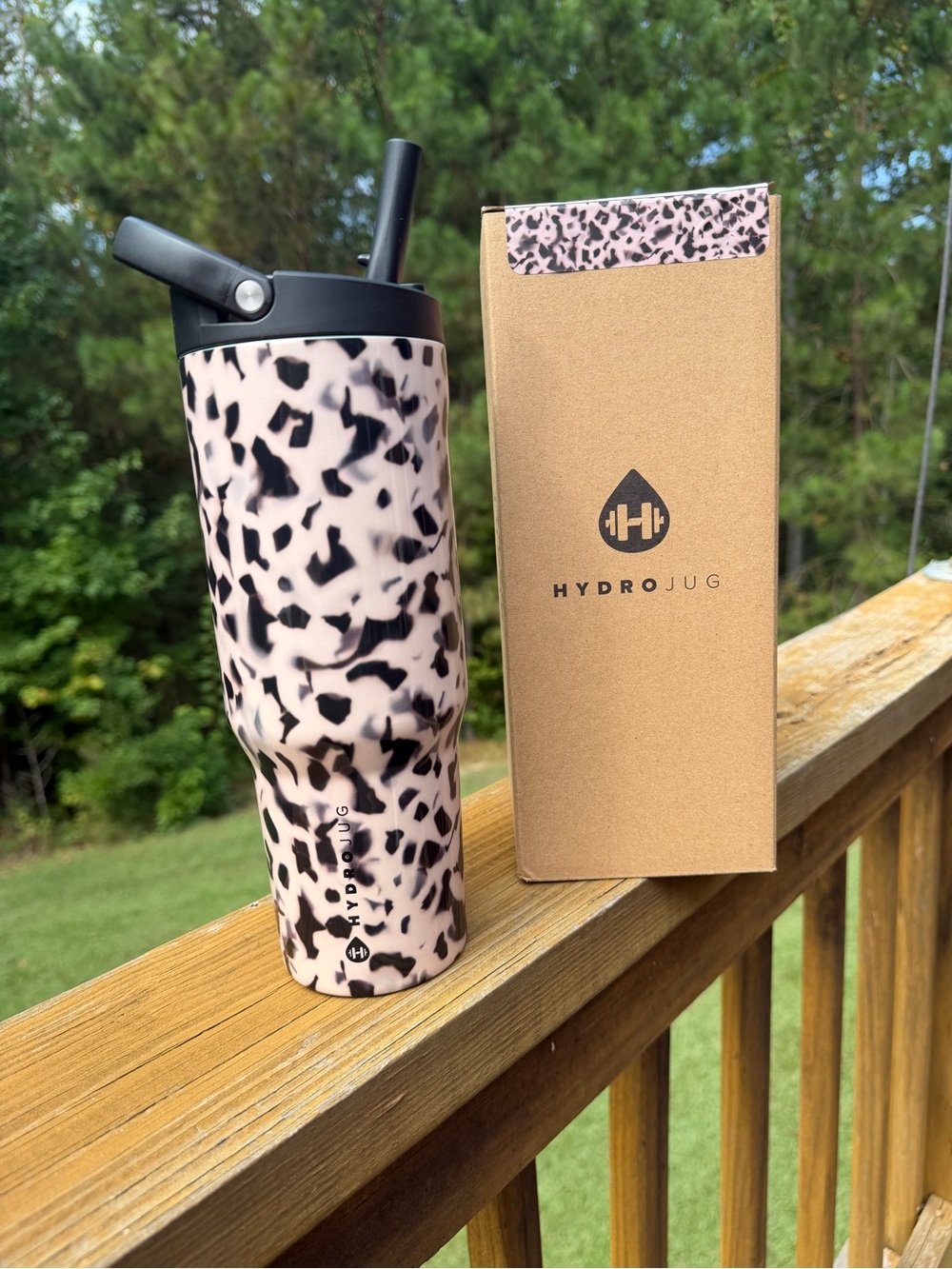 BLONDE TORTOISE HydroJug 32oz Sport Water Bottle • Rylee Arnold Collaboration